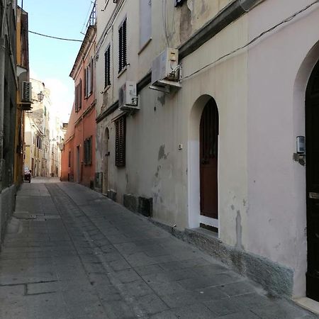 Le Antiche Mura 2 Apartment Sassari Ngoại thất bức ảnh